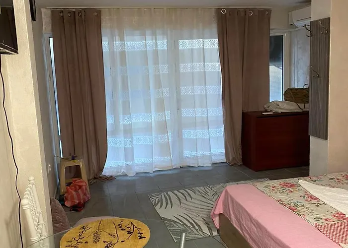 Apartment паритон партер *